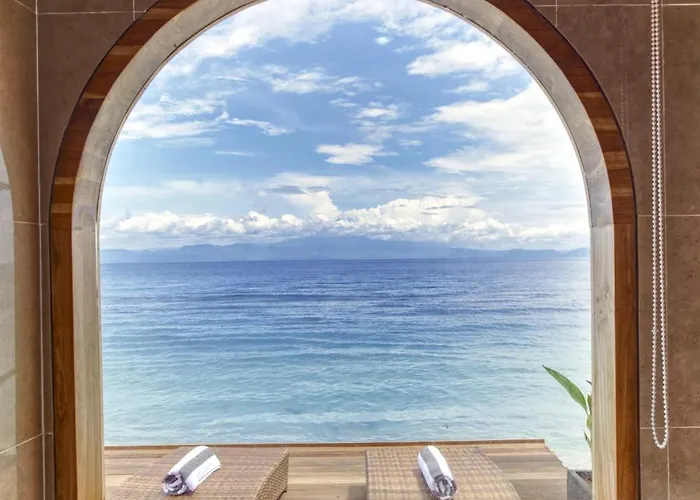 Moontana Beachfront *