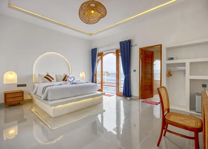 Moontana Beachfront Villa