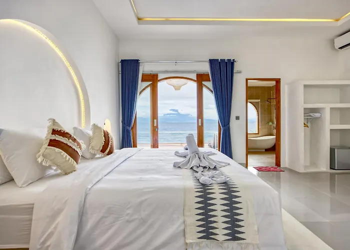 Moontana Beachfront Villa