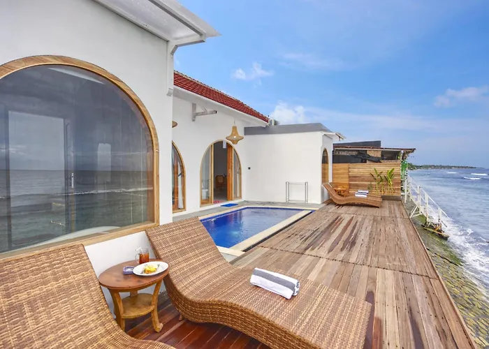 Villa Moontana Beachfront Batununggul