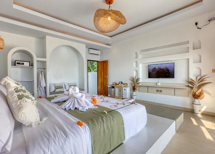 Moontana Beachfront *