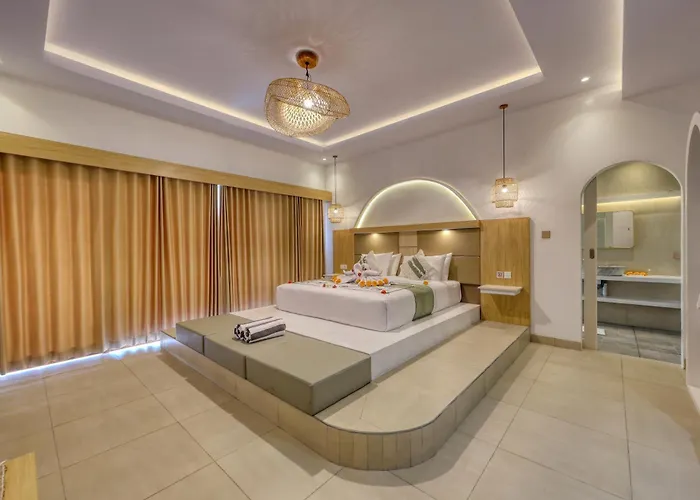 Moontana Beachfront * Batununggul