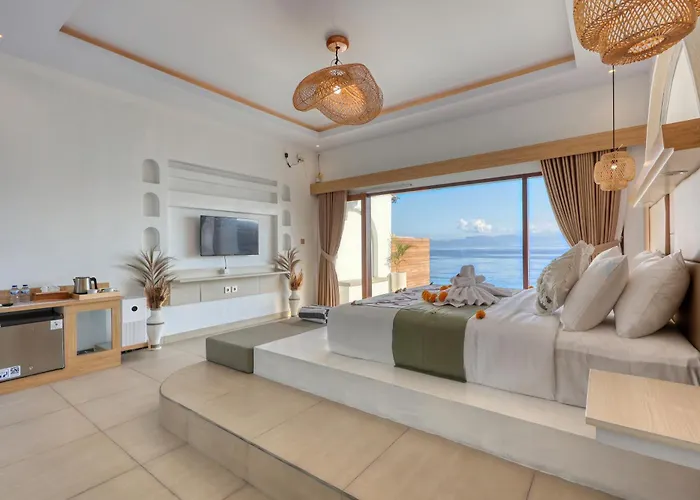 Moontana Beachfront * Batununggul